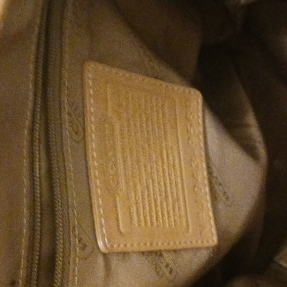 Backpack - Picture 7 of 8